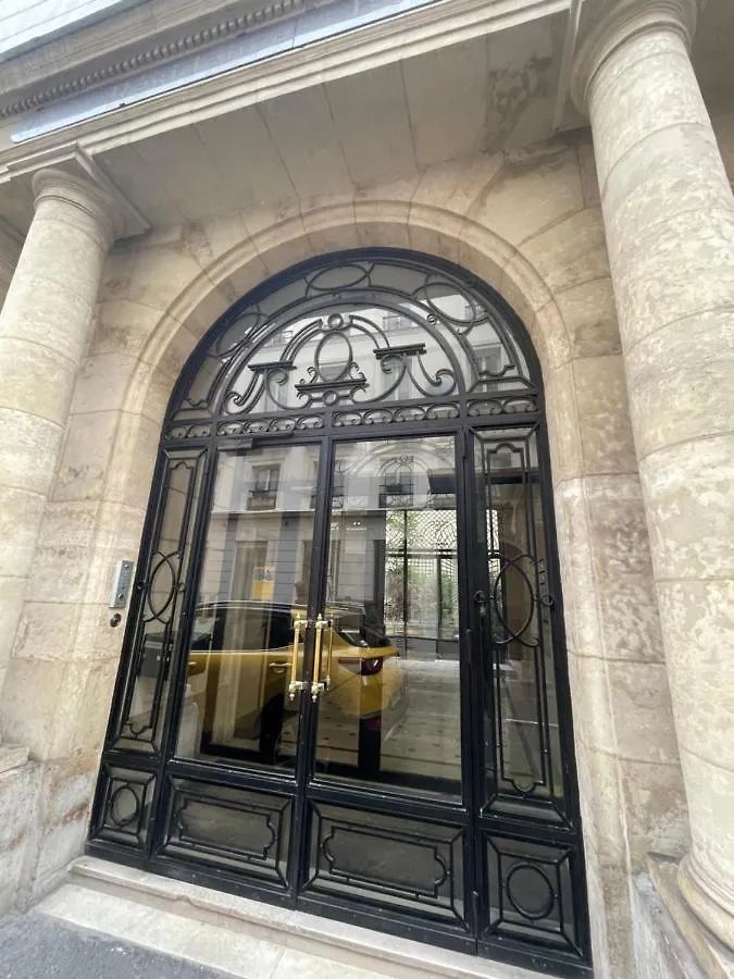 Apartment Appartement Cite Bergere Paris