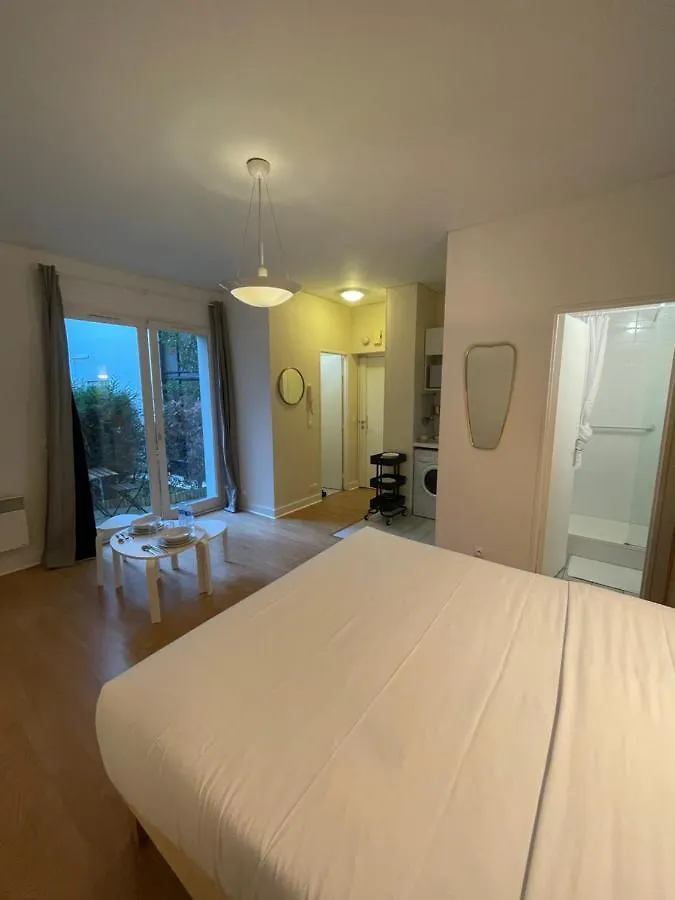 Apartment Appartement Cite Bergere Paris